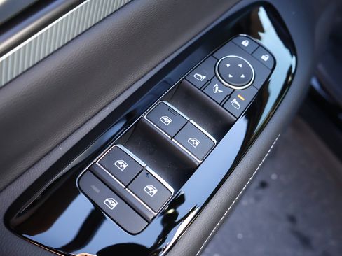 Used 2025 Nissan Murano Platinum w/ Cargo Package image 8