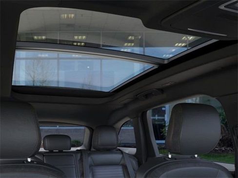 New 2024 Lincoln Nautilus Reserve w/ Equipment Group 203A image 22