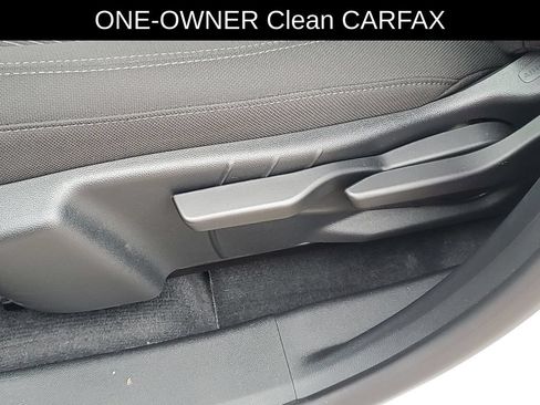 Used 2026 Chevrolet Equinox LT w/ LPO, Floor Liner Package FWD image 7