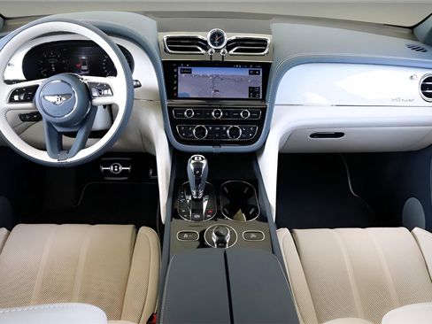 New 2025 Bentley Bentayga Extended Wheelbase image 14