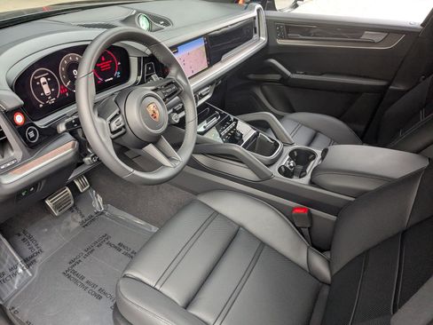 New 2026 Porsche Cayenne S AWD/4WD image 4