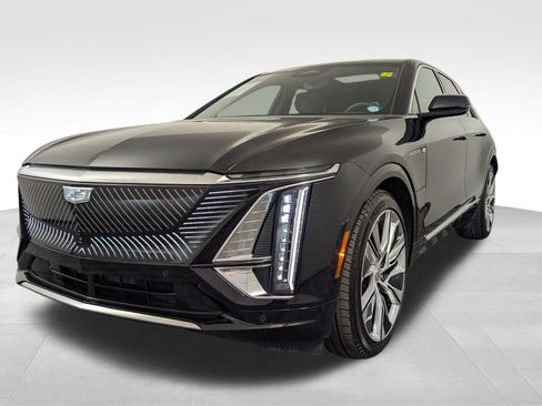 Used 2024 Cadillac Lyriq Luxury w/ LPO, Floor Liner Package image 63