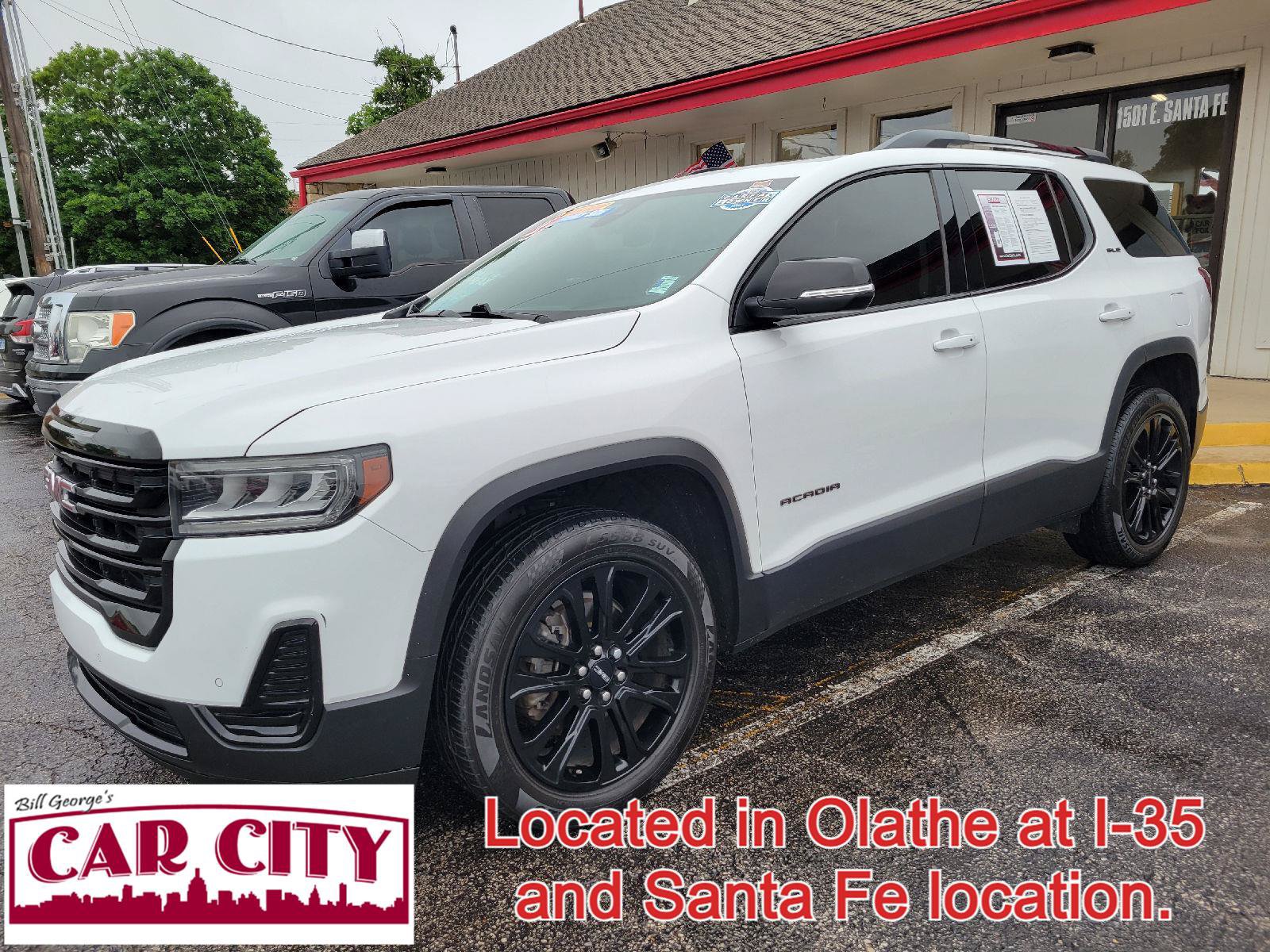Used 2023 GMC Acadia SLE w/ Driver Convenience Package FWD image 1