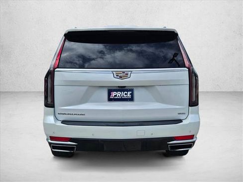Used 2023 Cadillac Escalade Premium Luxury w/ Performance Package AWD/4WD image 6