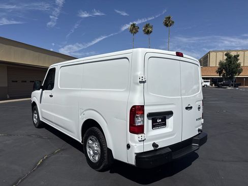 Used 2020 Nissan NV 2500 SV RWD image 5