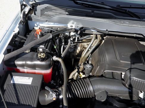 Used 2019 Chevrolet Silverado 3500 W/T image 12