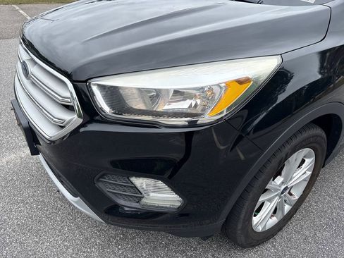 Used 2018 Ford Escape SE AWD/4WD image 5