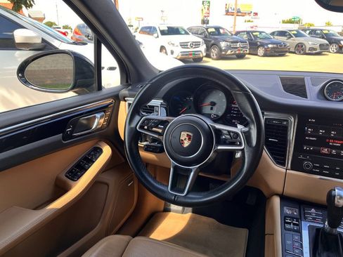 Used 2017 Porsche Macan S AWD/4WD image 17
