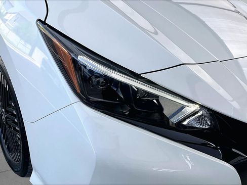 Used 2025 Nissan Leaf SV Plus FWD image 26