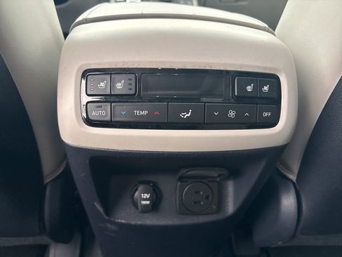 Used 2022 Hyundai Palisade Calligraphy FWD image 19