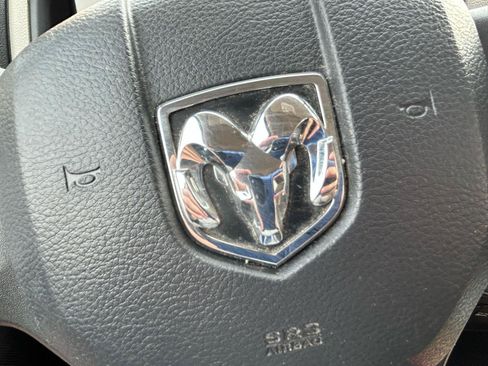 Used 2011 RAM 1500 ST w/ SXT Appearance Group AWD/4WD image 18