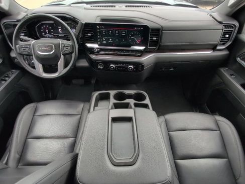 Used 2024 GMC Sierra 1500 SLT AWD/4WD image 5