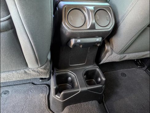 Used 2021 Jeep Wrangler Unlimited Sport AWD/4WD image 21