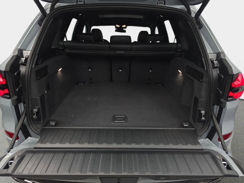 New 2026 BMW X5 xDrive40i w/ M Sport Package image 12