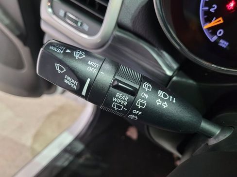 Used 2019 Jeep Grand Cherokee Laredo w/ Security & Convenience Group image 41