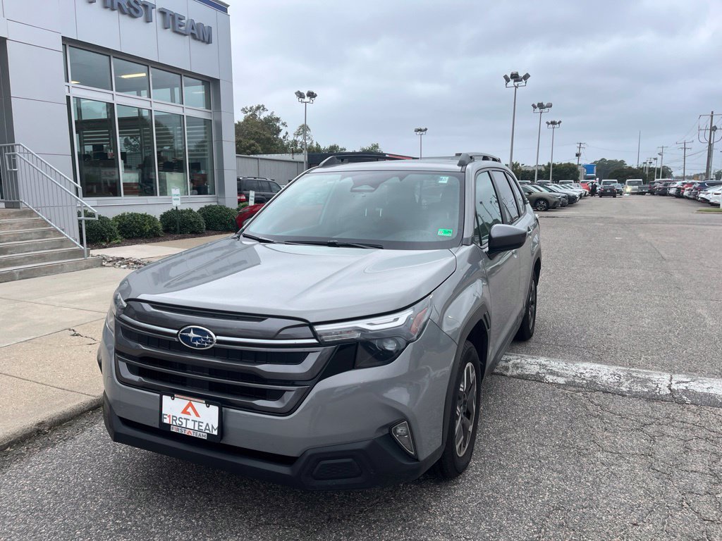 Used 2026 Subaru Forester Premium AWD/4WD image 7
