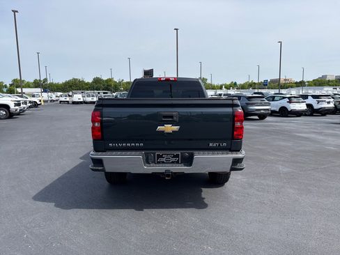 Used 2019 Chevrolet Silverado 1500 LT AWD/4WD image 4