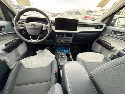 Used 2025 Ford Maverick XLT w/ XLT Luxury Package AWD/4WD image 11