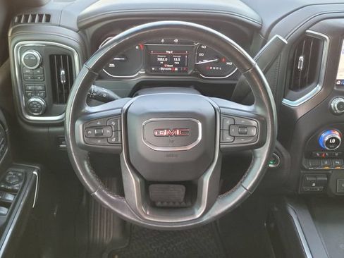 Used 2022 GMC Sierra 2500 AT4 w/ AT4 Preferred Package AWD/4WD image 11