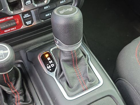 Used 2021 Jeep Wrangler Unlimited Rubicon image 30