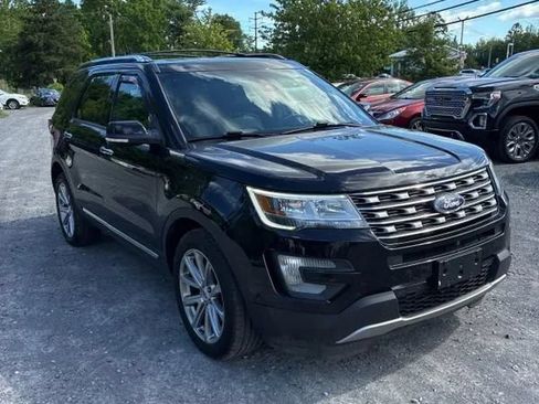 Used 2016 Ford Explorer Limited w/ Equipment Group 301A AWD/4WD image 12
