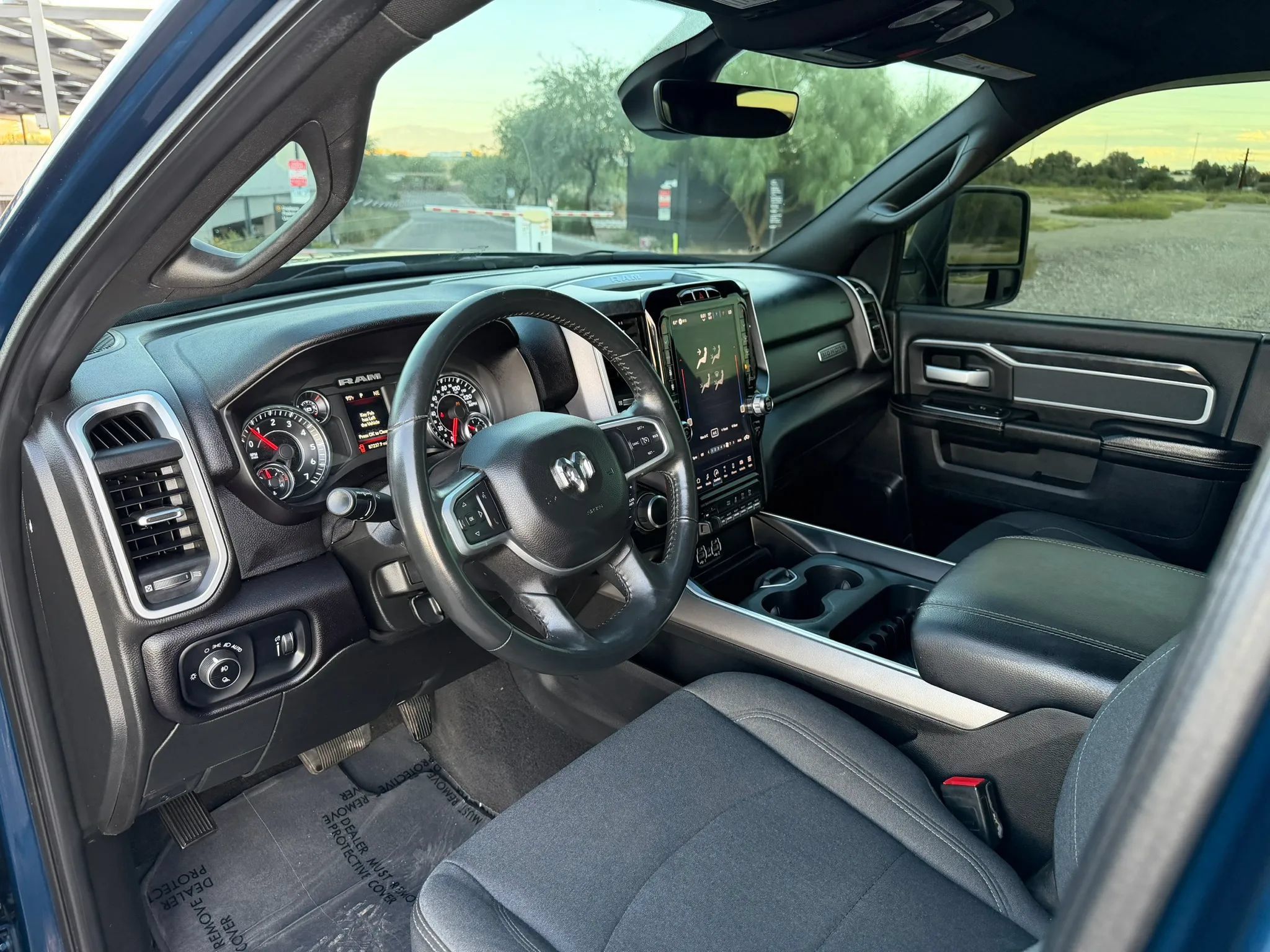Used 2023 RAM 2500 Big Horn w/ Night Edition AWD/4WD image 11