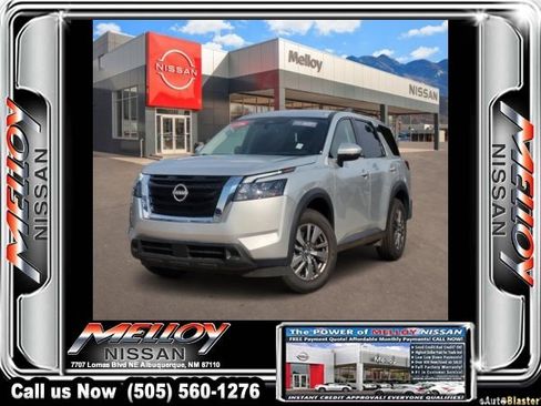 Certified 2025 Nissan Pathfinder SV AWD/4WD image 2