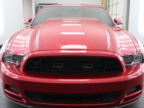 Used 2013 Ford Mustang GT Premium w/ Brembo Brake Pkg RWD image 6