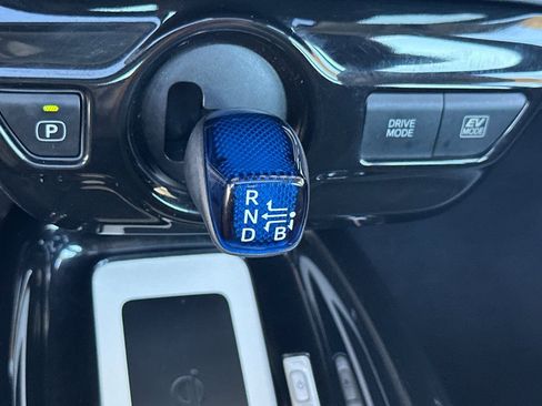 Used 2016 Toyota Prius Four FWD image 20