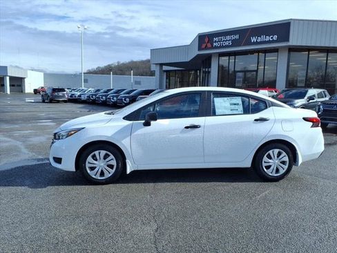 New 2025 Nissan Versa S w/ Trunk Package image 2