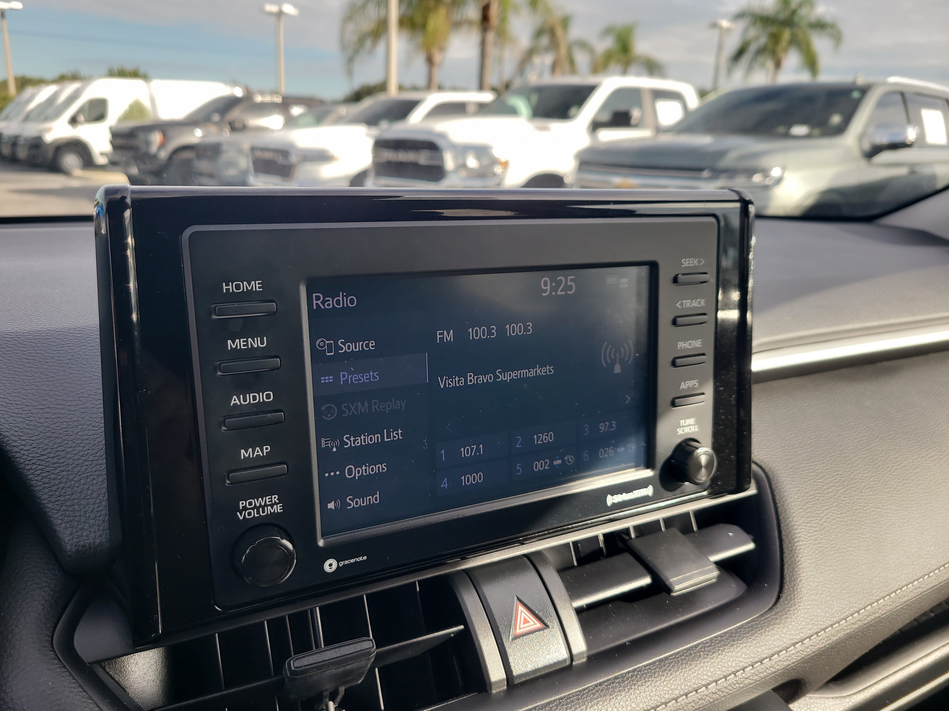 Used 2022 Toyota RAV4 LE FWD image 21