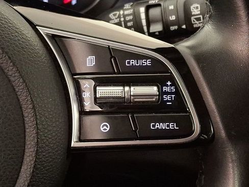 Used 2022 Kia Seltos S image 21