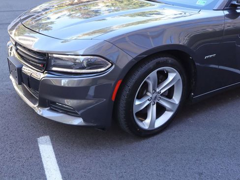 Used 2018 Dodge Charger R/T image 4