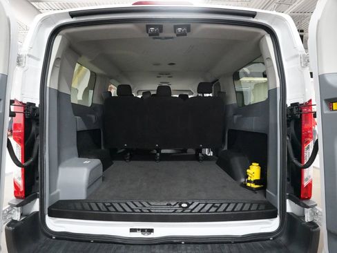 Used 2017 Ford Transit 150 XL image 10