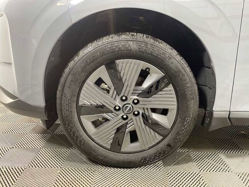 Used 2025 Nissan Murano SL image 29