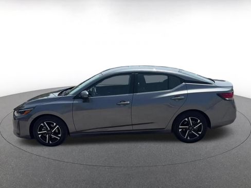 Used 2025 Nissan Sentra SV FWD image 7