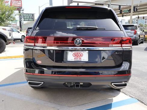Used 2024 Volkswagen Atlas SEL AWD/4WD image 6