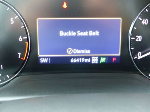 Used 2023 Buick Envision Preferred w/ Premium Seat Package AWD/4WD image 28