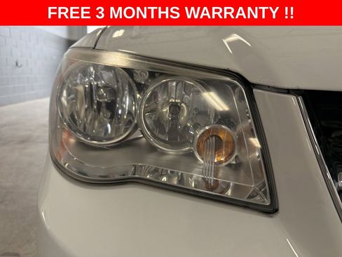 Used 2017 Dodge Grand Caravan SE image 34