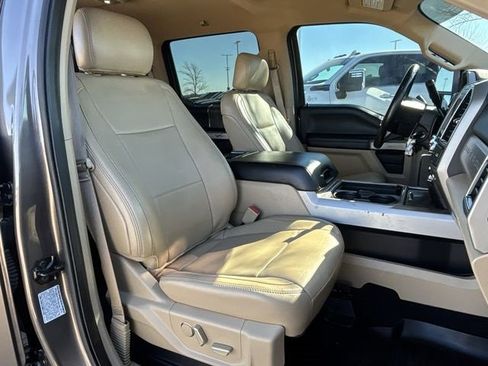 Used 2019 Ford F350 Lariat w/ Lariat Value Package image 21