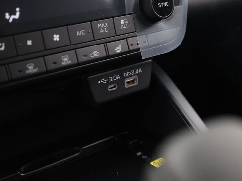 New 2026 Subaru Outback Limited image 18