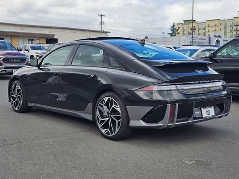 Used 2023 Hyundai Ioniq 6 Limited AWD/4WD image 5