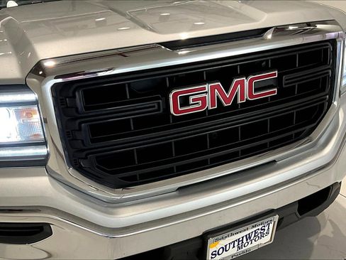 Used 2018 GMC Sierra 1500 2WD Double Cab image 31