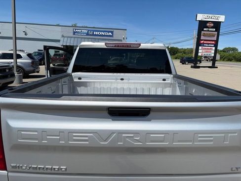 Used 2020 Chevrolet Silverado 1500 LT AWD/4WD image 15