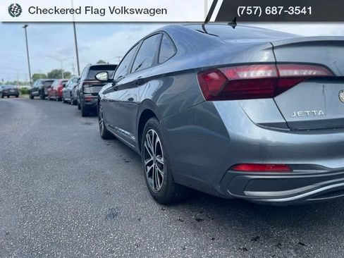 Used 2024 Volkswagen Jetta Sport FWD image 8