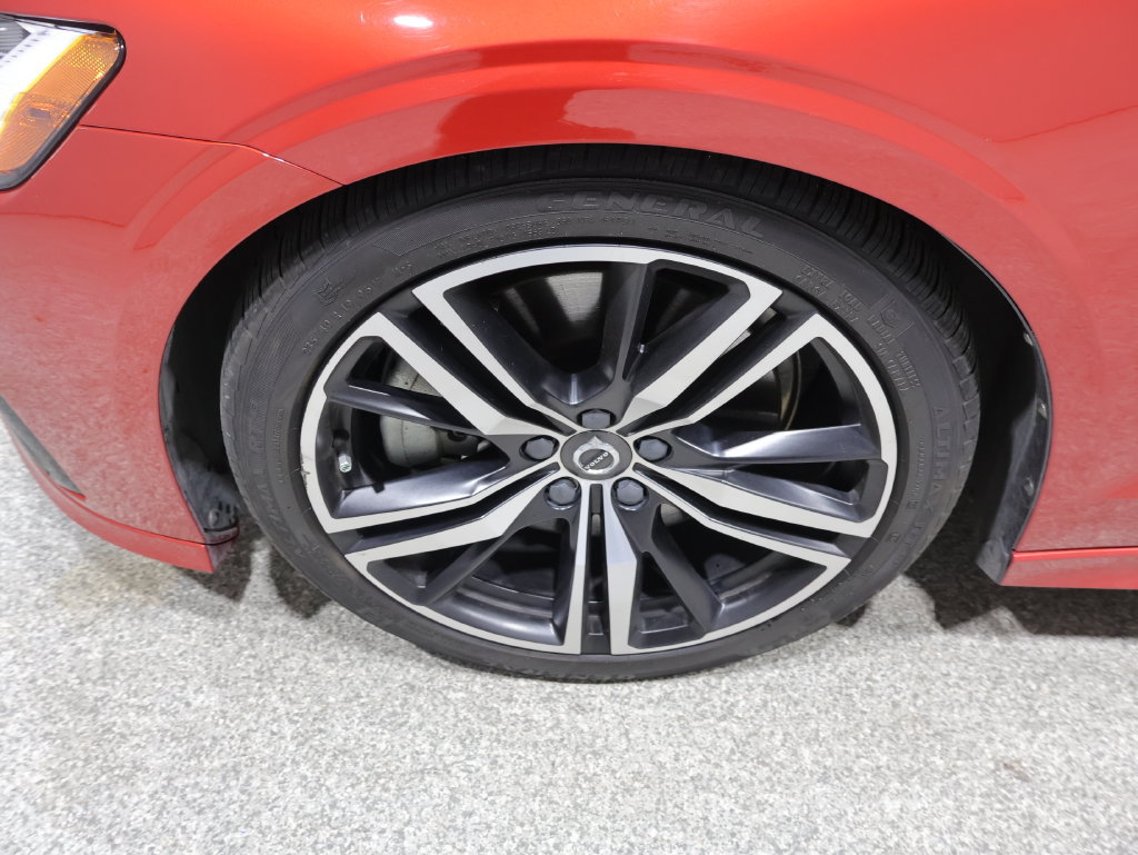 Used 2019 Volvo S60 T6 R-Design AWD/4WD image 10