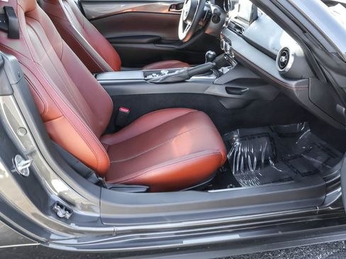 Used 2023 MAZDA MX-5 Miata Grand Touring RWD image 30