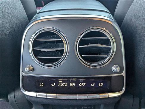 Used 2014 Mercedes-Benz S 63 AMG 4MATIC Sedan image 19