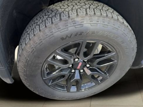 Used 2026 GMC Sierra 1500 Elevation AWD/4WD image 13