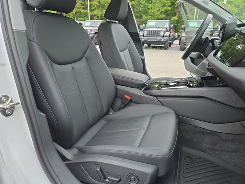 Certified 2025 Audi A5 2.0T Premium Plus w/ Premium Plus AWD/4WD image 10